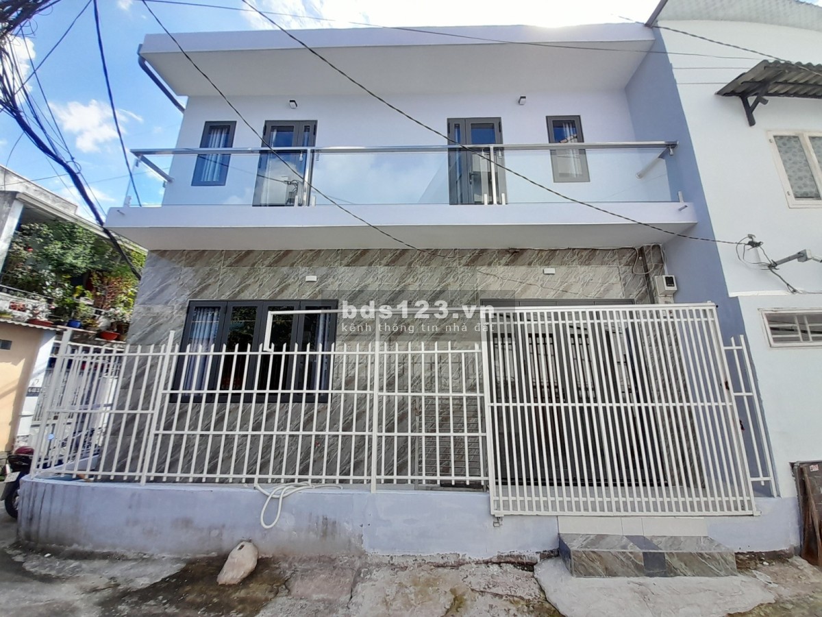 HẺM TRƯỚC NHÀ 5M - MỘT CĂN RA MẶT TIỀN KHA VẠN CÂN 