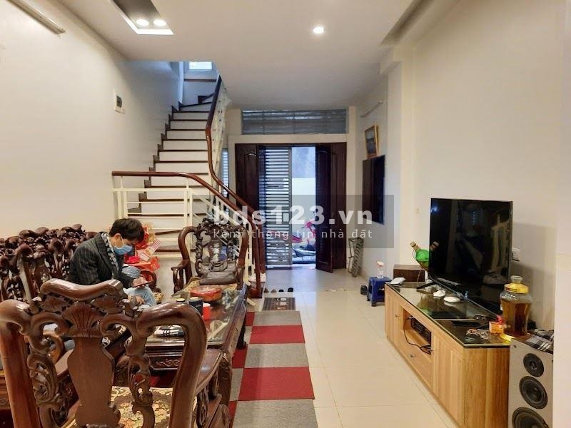 Bán nhà Ngọc Thụy, View công viên, 46m2, 3,6 tỷ liên hệ 0946596868
