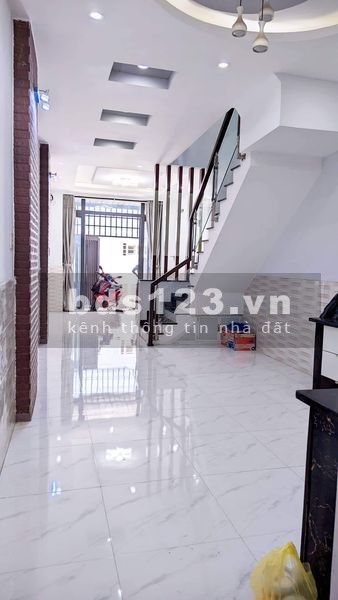 Bán nhà ngợp ngân hàng gần Tô Ngọc Vân, Thủ Đức, giá chỉ 4.15 tỷ