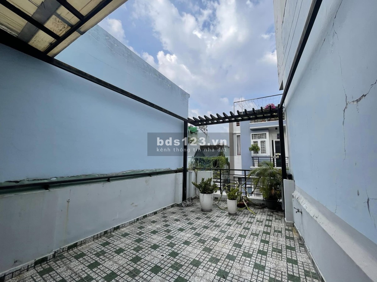 Ngân hàng bán GẤP nhà 3 tầng Thiên Phước Tân Bình dt 70m2 hẻm xe tải tránh