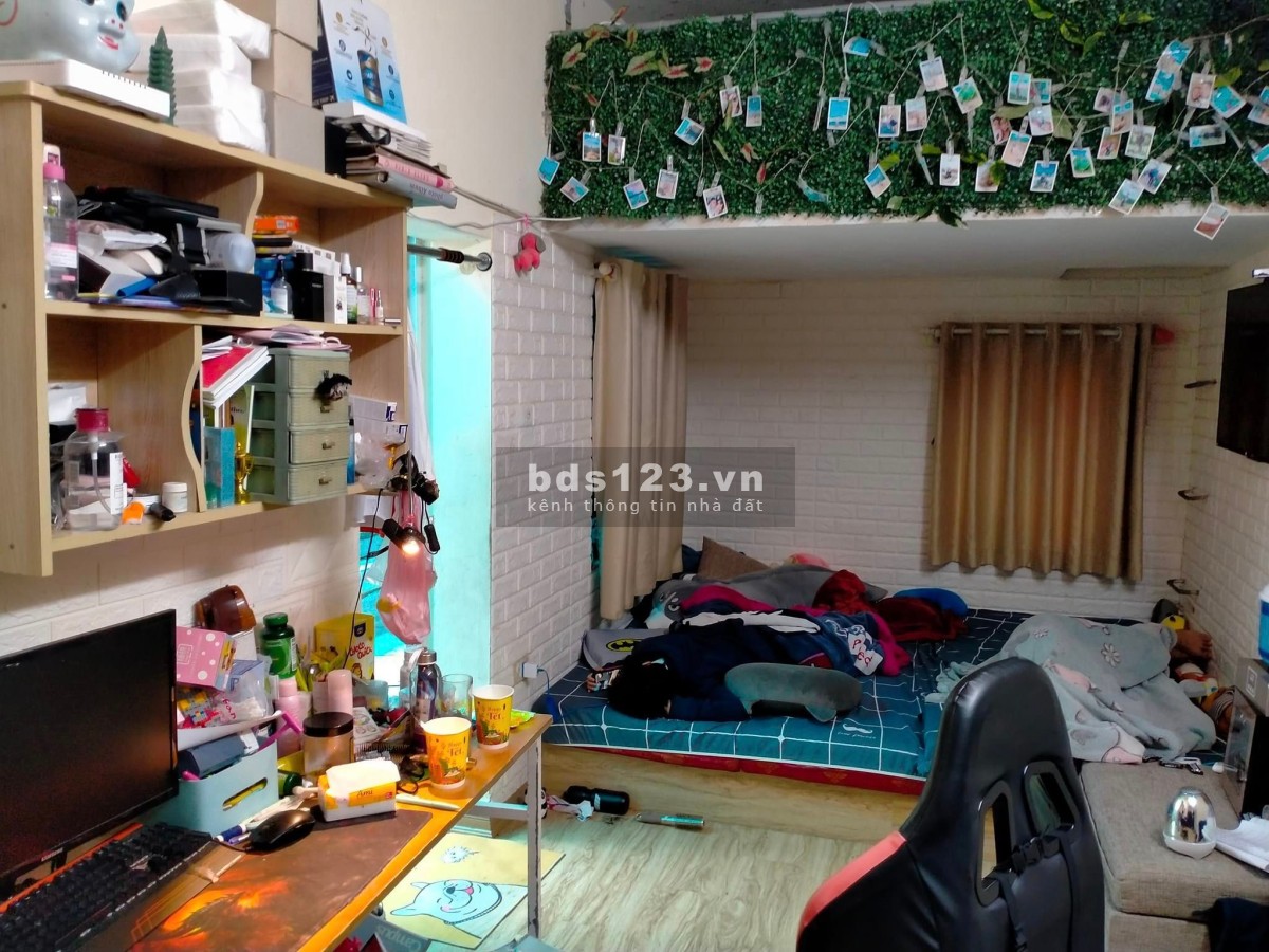 Bán nhà Đống Đa 32m, lô góc ô tô đỗ cửa, ngõ thông kinh doanh Giá 4.1 Tỷ.