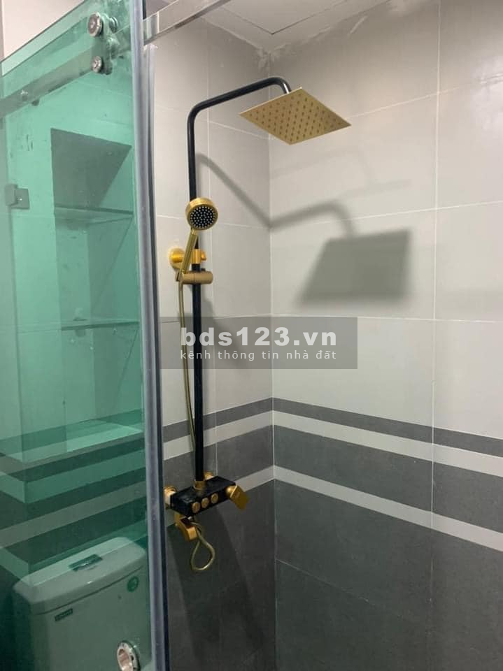 Siêu hot tại Minh Khai, sát phố, ngõ rộng, oto tải tránh, 32m2x 5 tầng, 7 tỷ 9