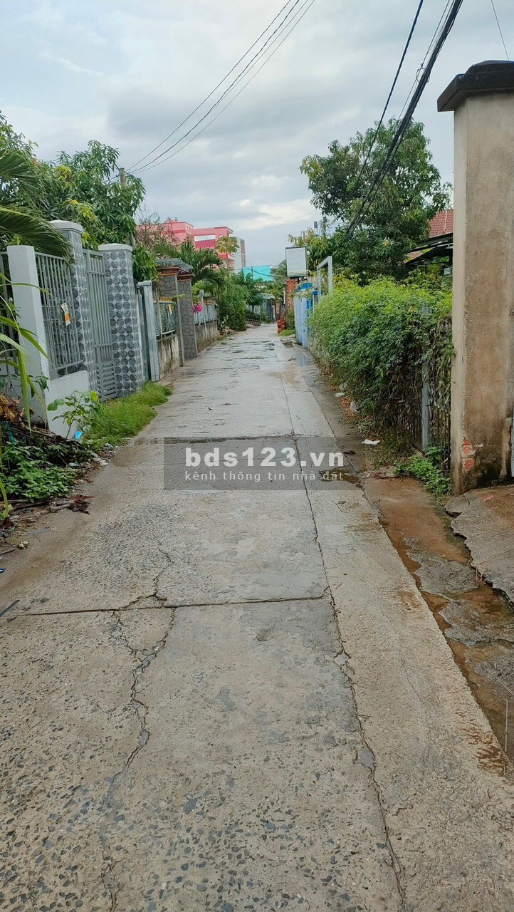 Bán lô đất 2 mặt tiền 150m2 thổ cư Trịnh Như Khuê, Bình Chánh