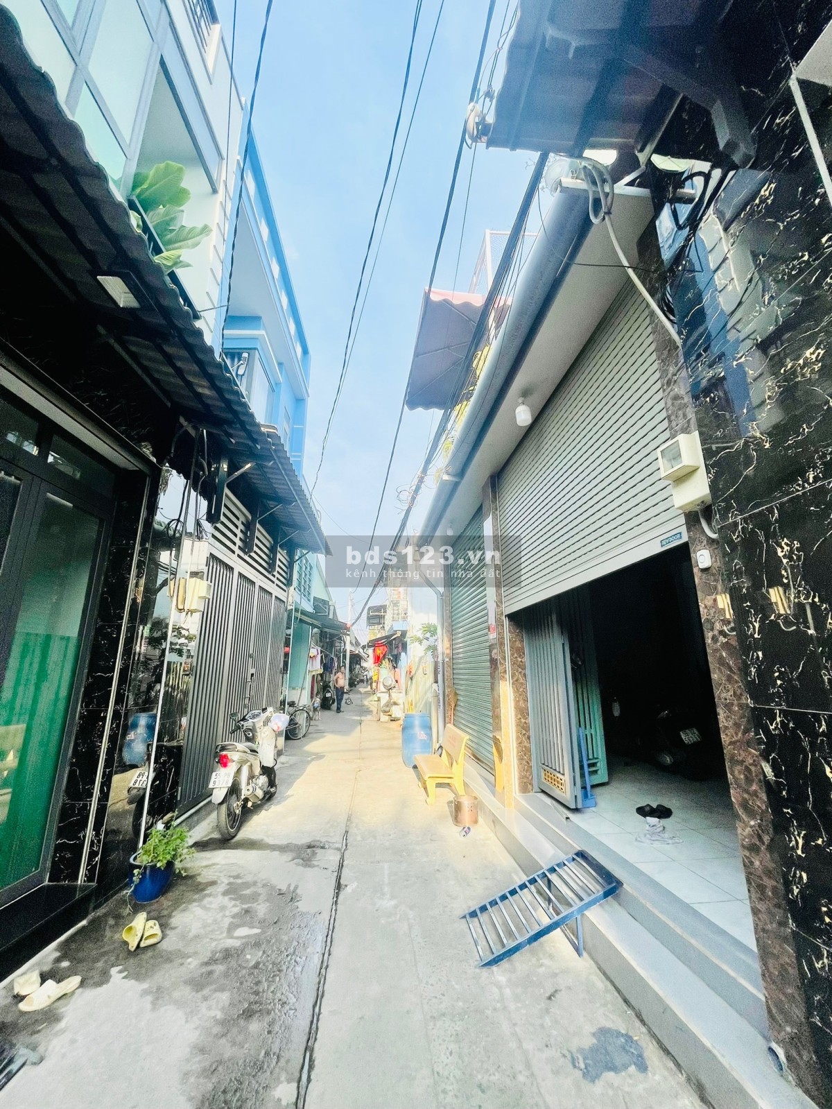 Bán nhà riêng hẻm xe hơi, ngang khủng 7m hiếm, Bình Tân, chủ ngộp bank giá 5.4 tỷ