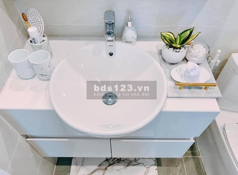 BÁN GẤP CHẤP NHẬN CẮT LỖ 3PN2VS FULL ĐỒ TỪ A/Z VIEW HOA HẬU CHỈ 2.270TR VINHOMES LH: 0976.366.513