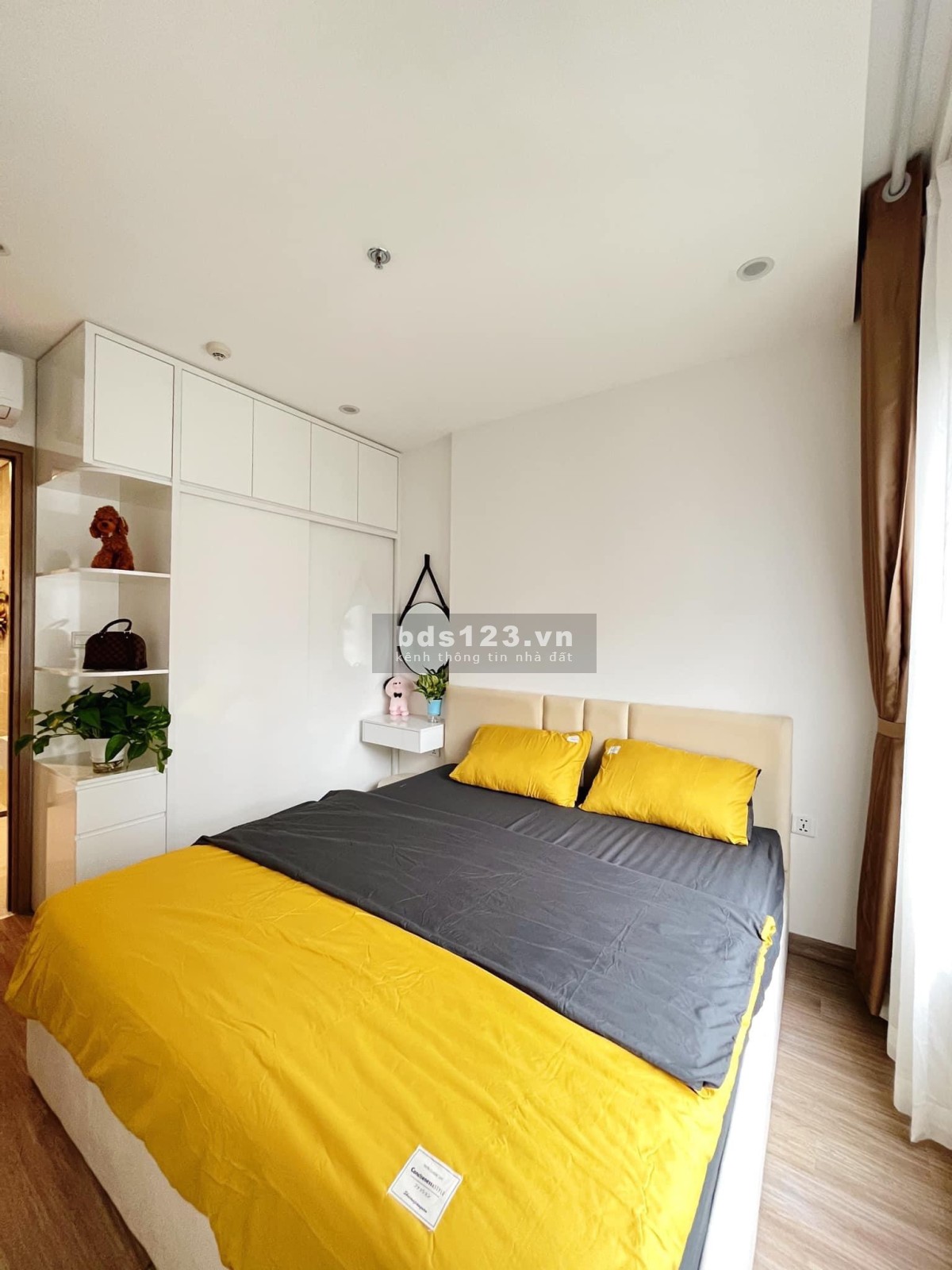 Gia đình cần tiền nên bán nhanh căn 2N + 1VS , giá 1.57 tỷ tại Vinhomes Ocean Park Gia Lâm