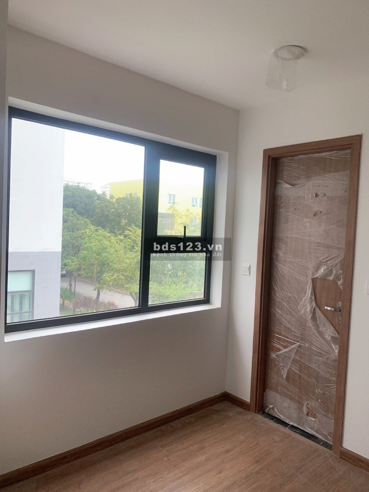 Nhận nhà ngay 2 phòng ngủ DT 67m2 tại Le Grand Jardin giá 2,6 tỷ, LH: 0982 706 222