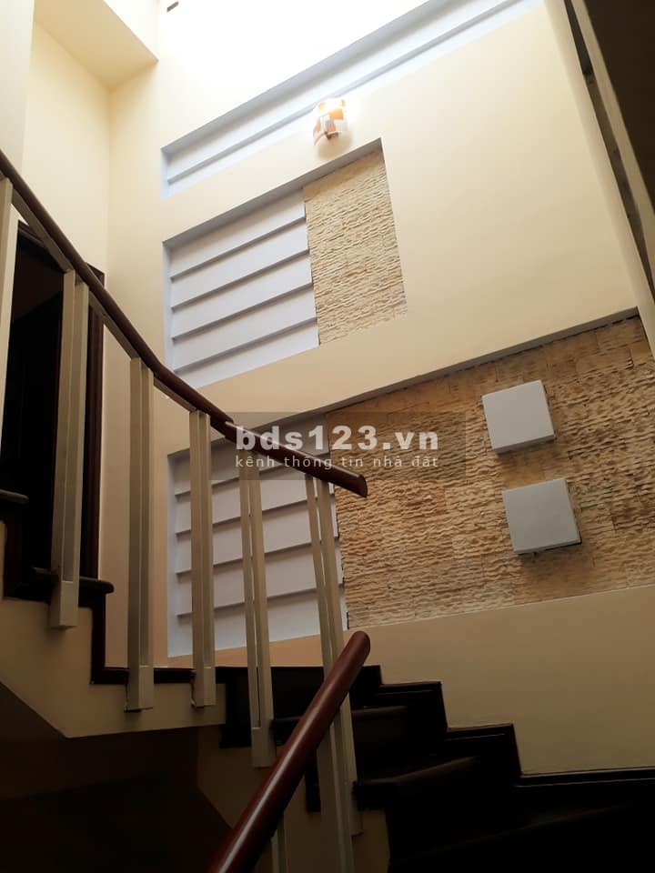 SỐT SỐT SIÊU PHẨM NHÀ 71M2 NÚI THÀNH GIÁ CHỈ 4.75 TỶ