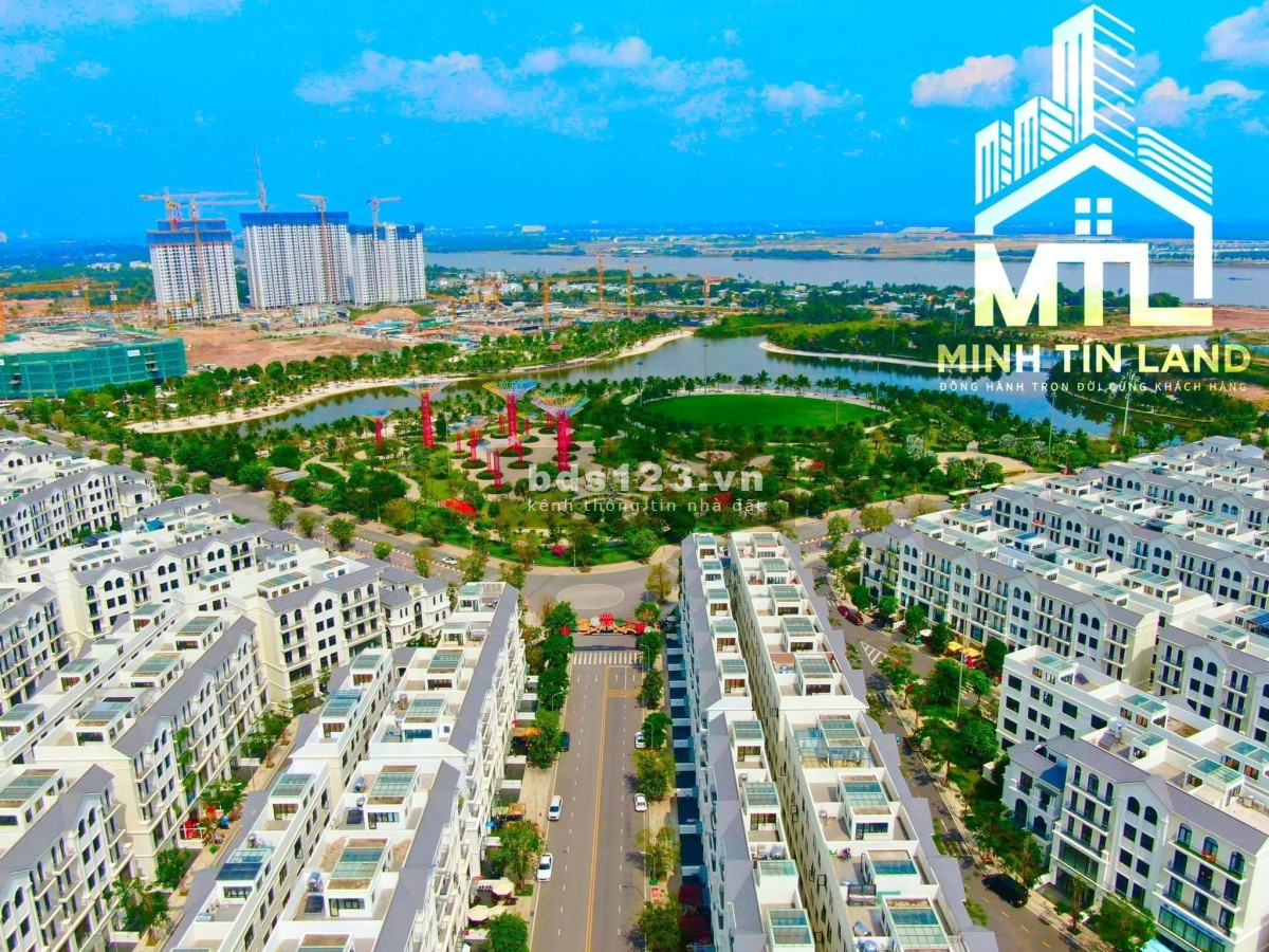 Biệt thự 200m2 bán lỗ 21,12 tỷ bao hết,Vinhomes Quận 9
