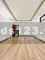 Siêu sale 10% tại Kim Ngưu, thang máy, 41m2x 5 tầng, mt rộng 4.2m, chỉ còn 6 tỷ