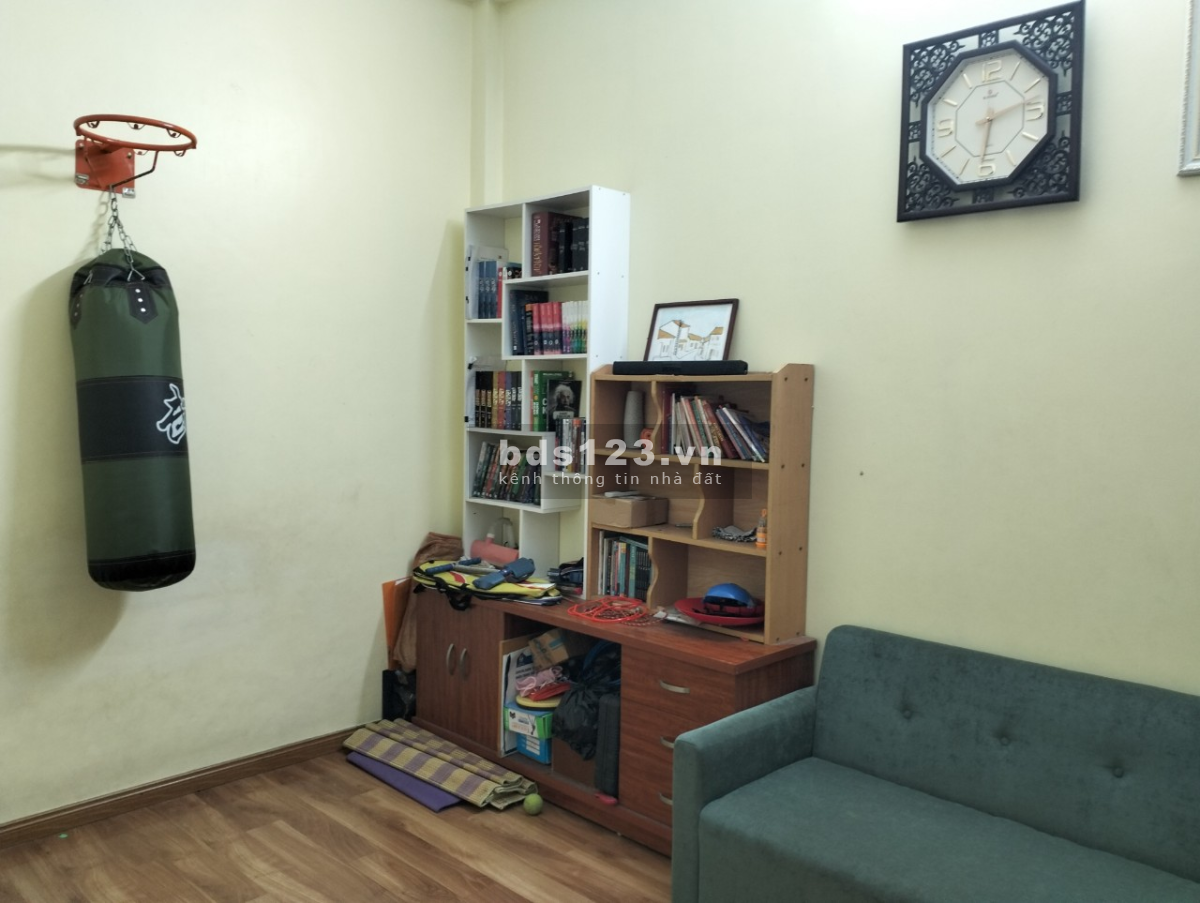 Bán nhà Ngõ Quỳnh, sát phố, để xe trong nhà, 56m2x 4 tầng. mt rộng 5.7m, 8 tỷ 3