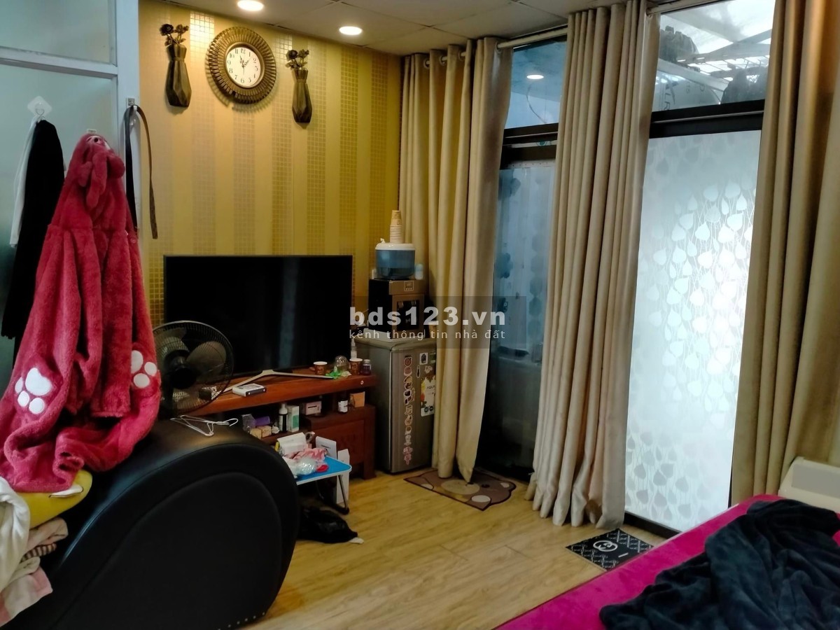 Bán nhà Ô Chợ Dừa, 30m diện tích, lợi kinh doanh-hiếm, giá 4.1 tỷ