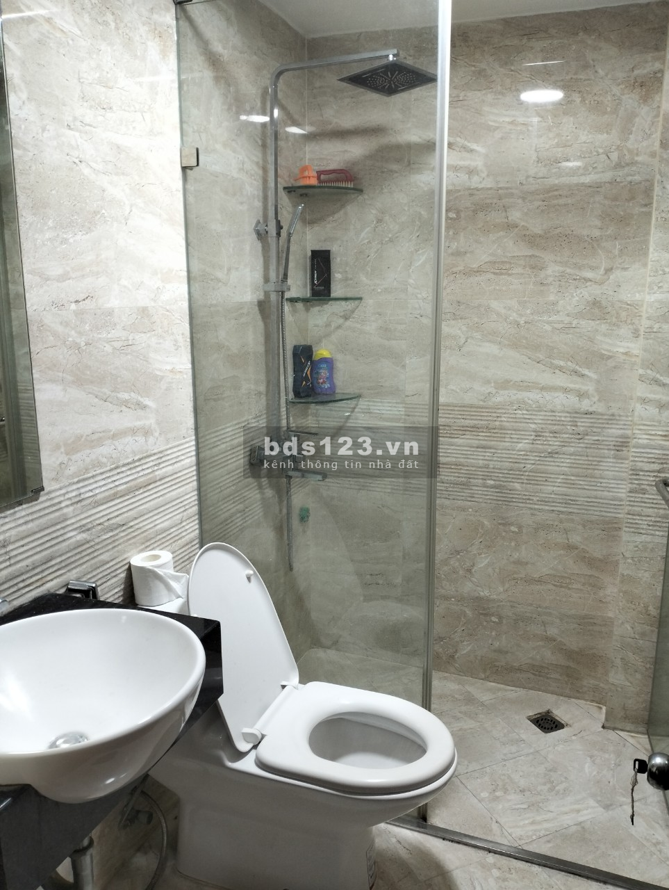 Bán nhà Ngõ Quỳnh, sát phố, để xe trong nhà, 56m2x 4 tầng. mt rộng 5.7m, 8 tỷ 3