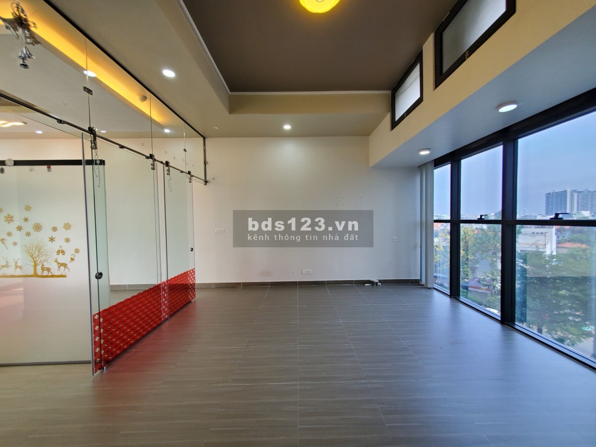 Cho thuê Officetel 56m2 nội thất cơ bản, giá rẻ The Sun Avenue Quận 2