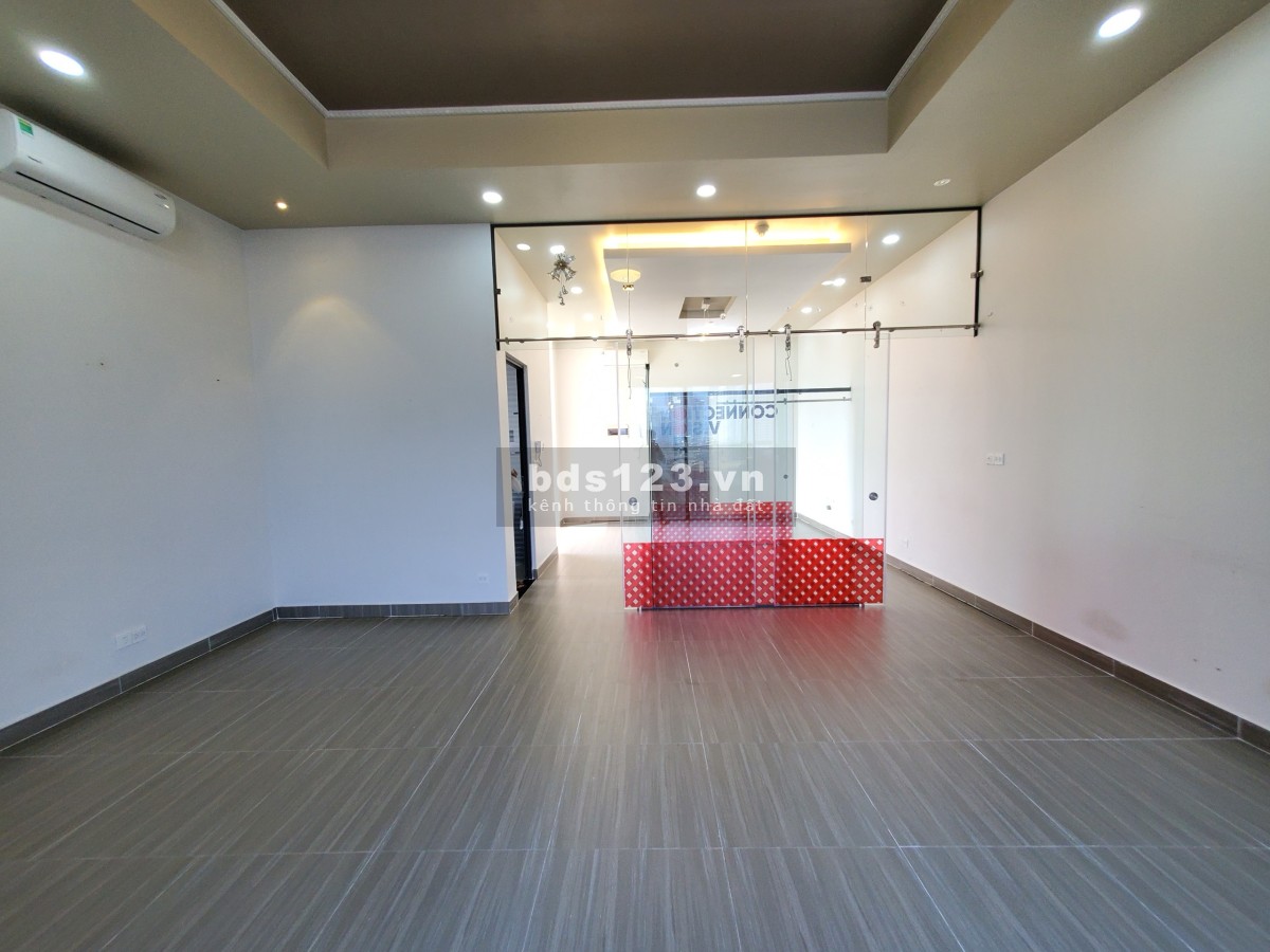 Cho thuê Officetel 56m2 nội thất cơ bản, giá rẻ The Sun Avenue Quận 2