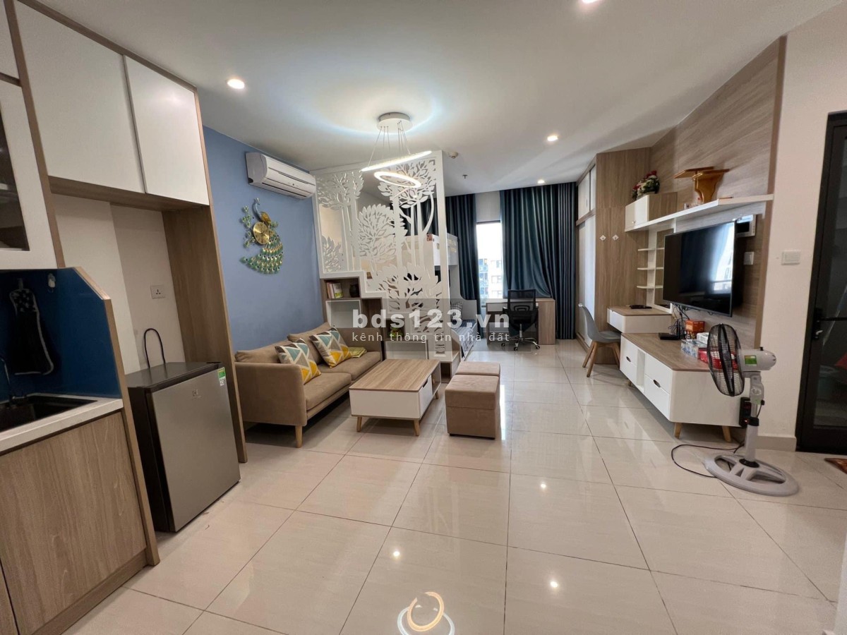 Bán cắt lỗ căn Studio dt 31m2, full đồ giá chỉ 850 triệu tại Vinhomes ocean park lh : 0974878742