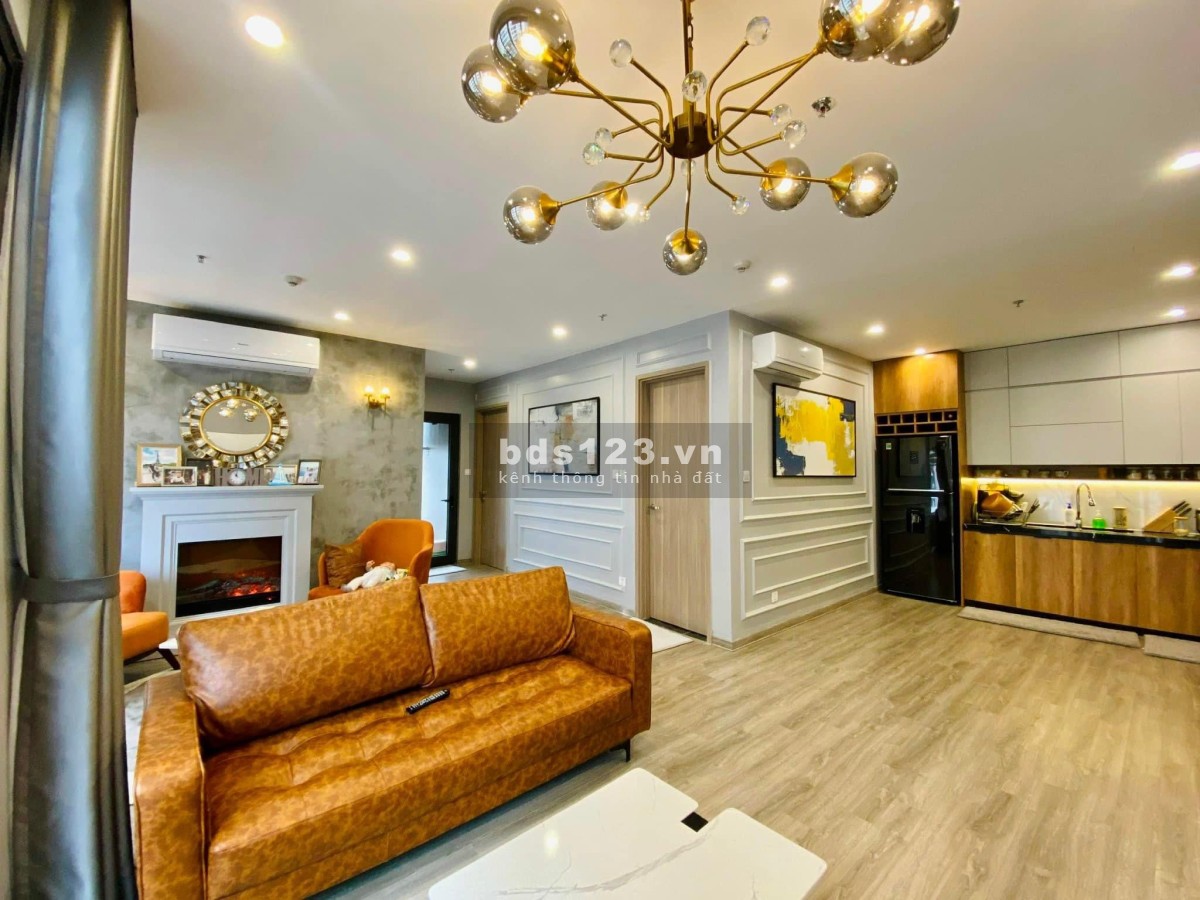 Chính chủ cần bán gấp căn 2PN+1,2VS GÓC giá 1,800 triệu tại Vinhomes Ocean Park lh :0974.878.790
