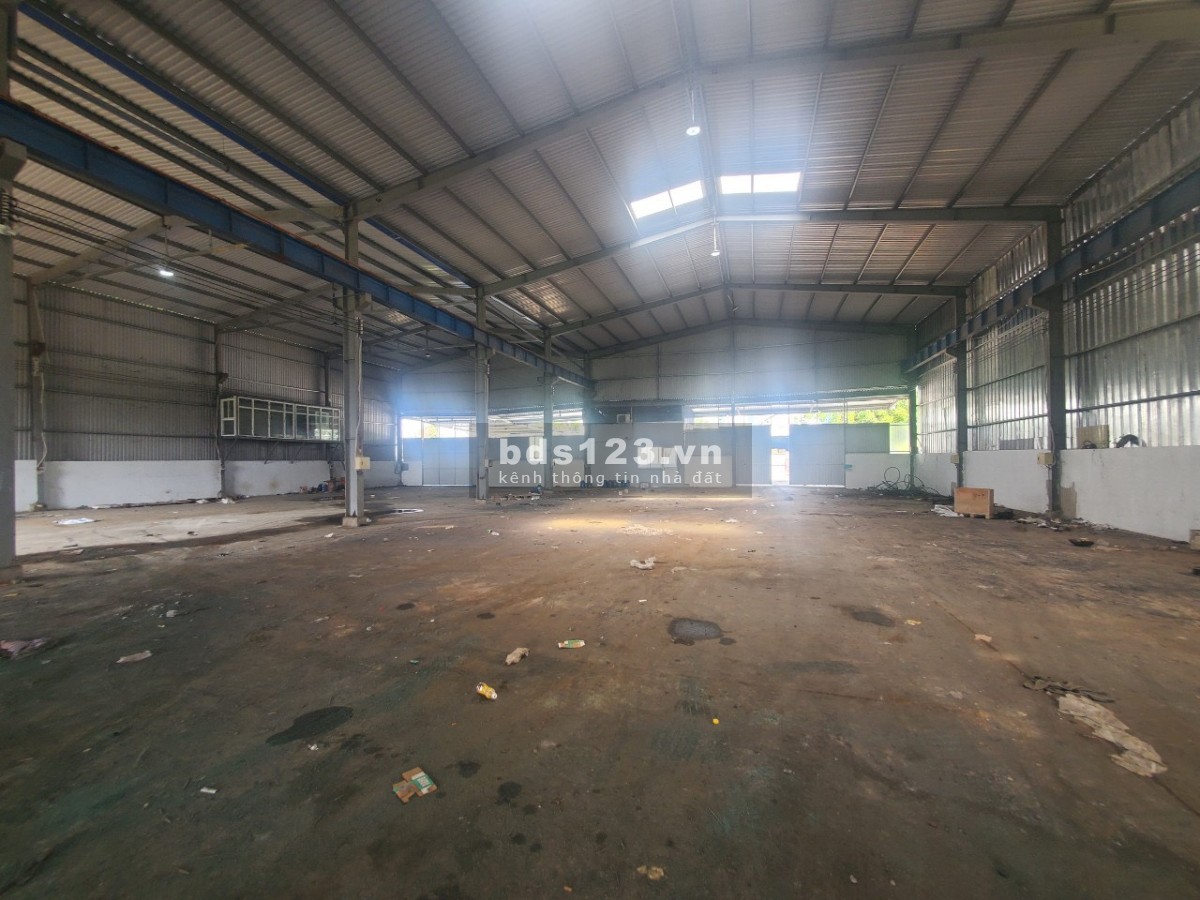 Cho thuê kho xưởng tại khu công nghiệp Hải Sơn, Đức Hòa Long An, DT 1.200m²