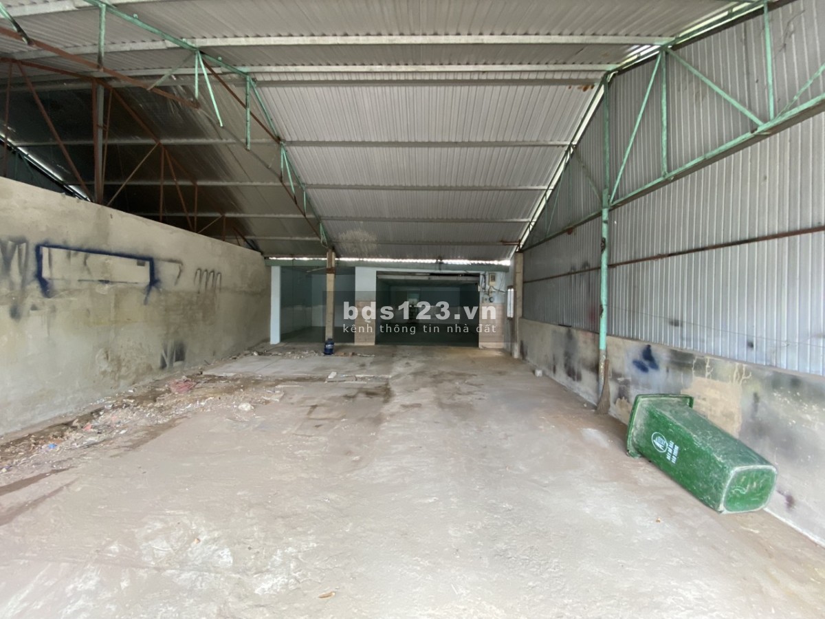 Cho thuê kho xưởng 200m2 mặt tiền đường Đào Trí, Quận 7