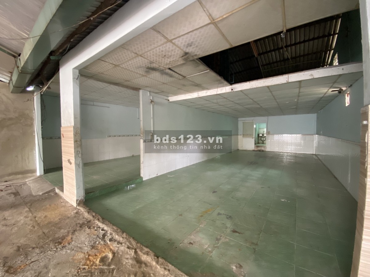 Cho thuê kho xưởng 200m2 mặt tiền đường Đào Trí, Quận 7