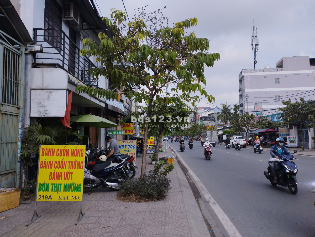 Nhà cho thuê gồm mặt bằng rộng 232M CỰC ĐẸP VIEW NGAY BÊN SÔNG Ở THỦ ĐỨC