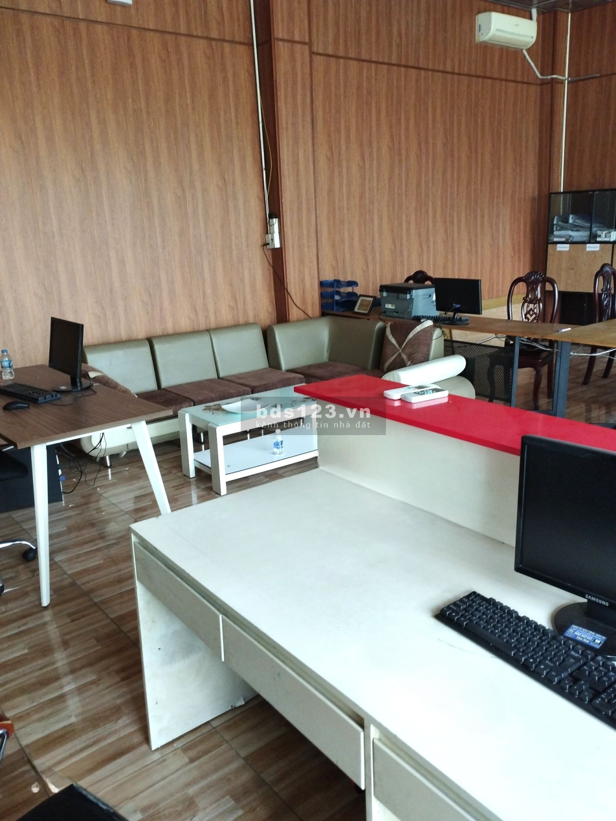 Nhà cho thuê gồm mặt bằng rộng 232M CỰC ĐẸP VIEW NGAY BÊN SÔNG Ở THỦ ĐỨC