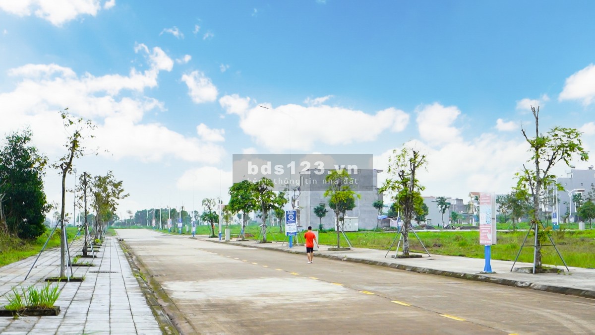 NGƯỜI NHÀ RA NƯỚC NGOÀI CẦN BÁN MỘT SỐ SUẤT ĐẤT BIỆT THỰ CÓ SỔ ĐỎ TẠI PHƯỜNG KA LONG – MÓNG CÁI.