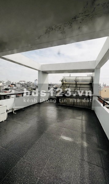 Chính chủ cần bán nhà gấp ra Hà Nội định cư. Giá 11 tỷ (còn thương lượng)