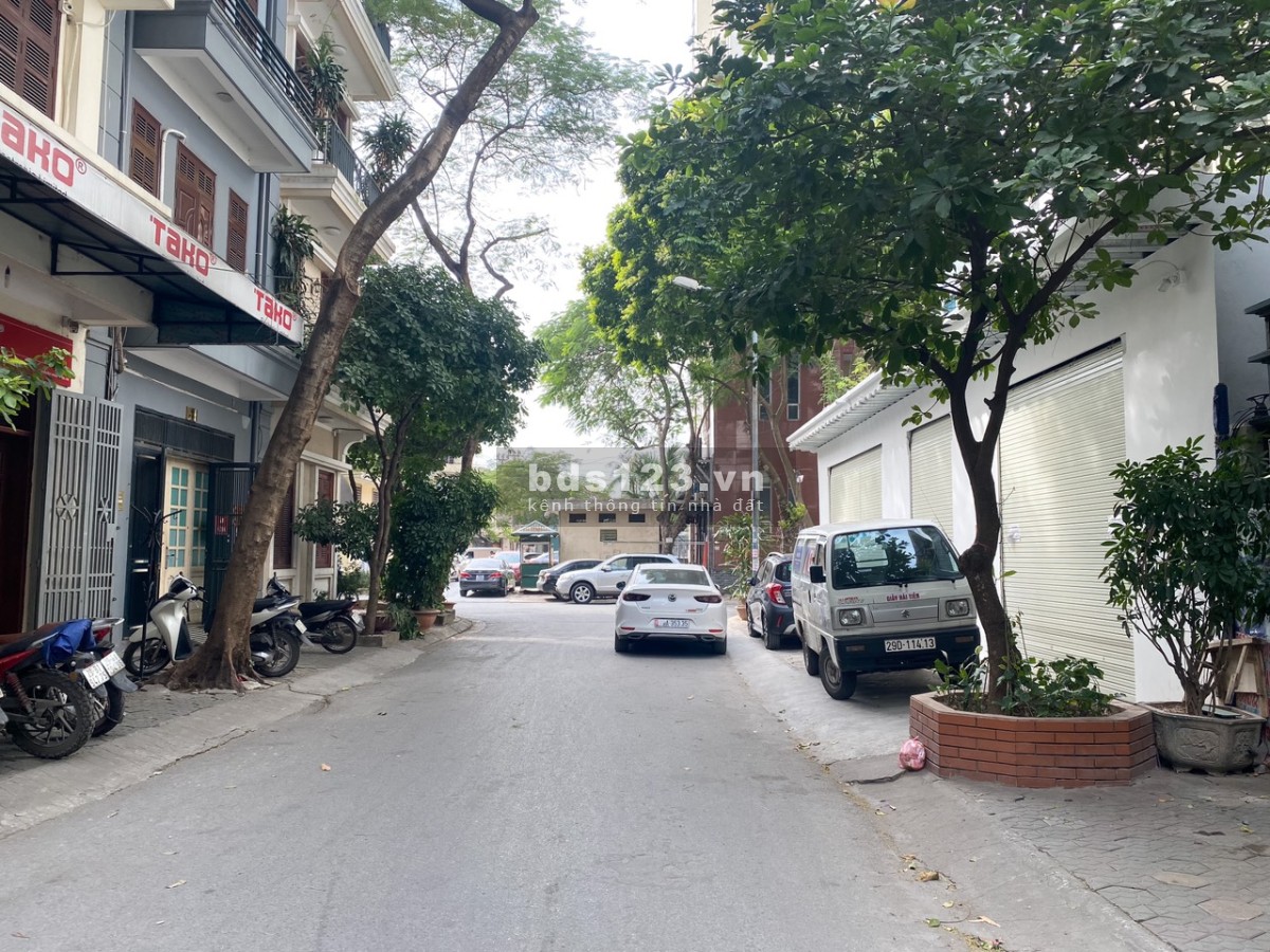 CHỦ NHÀ CẦN BÁN VŨ PHẠM HÀM- CẦU GIẤY. Ô TÔ. DT 65M2, 4 TẦNG, MT 5.5M. GIÁ HƠN 23 TỶ.