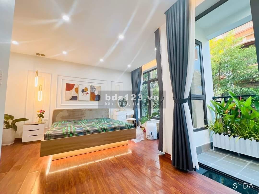 Bán nhà Ngô Gia Tự, Oto tránh, kinh doanh đa dạng, khu vực vip, nhà thiết kế hiện đại.