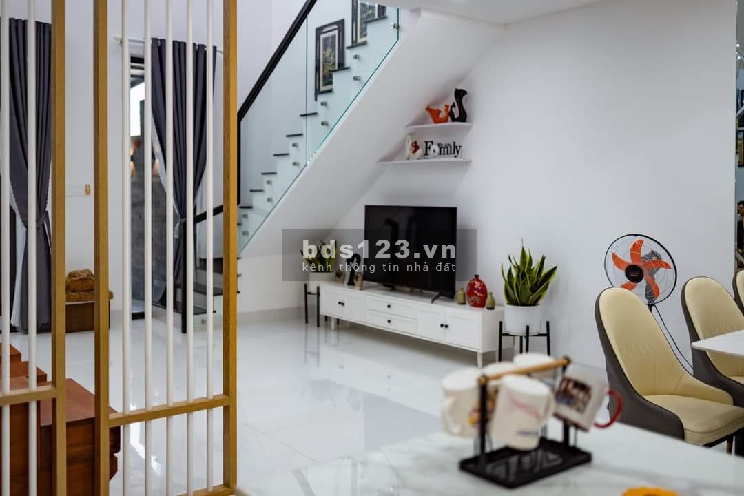 Căn hộ 850tr gần Đầm Sen view công viên.Sổ riêng Full nội thất dọn ở liền 0931.601.365