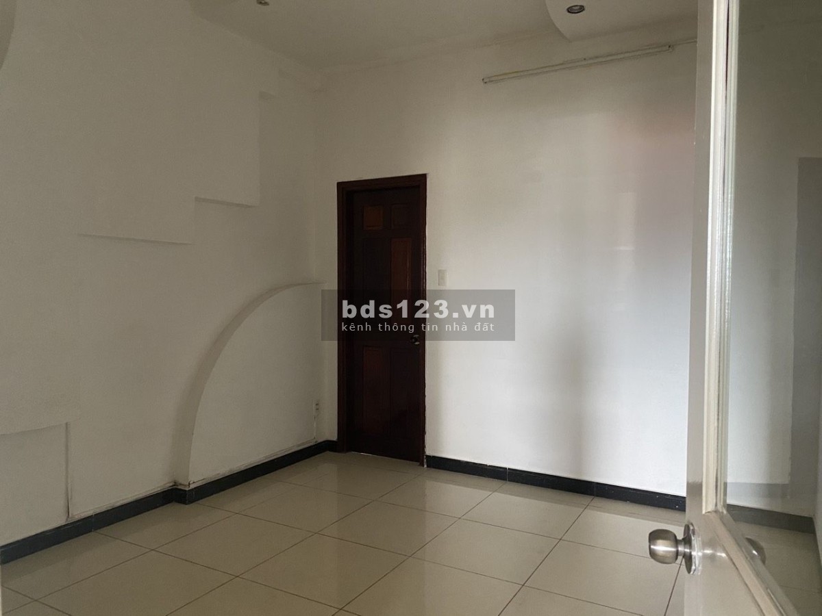 Chính chủ cần cho thuê văn phòng mặt đường Vườn Lài giá 3tr5