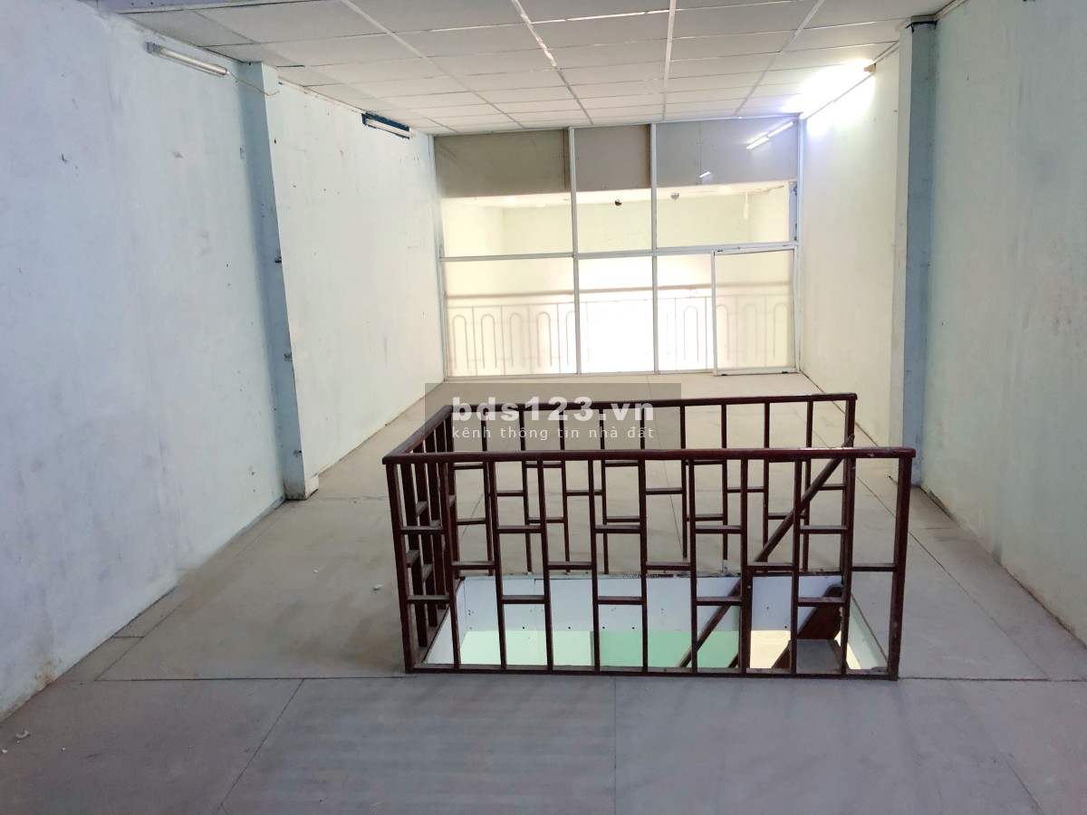 Nhà mặt tiền đường nguyễn sơn, 3,8x14, 90m2, 1Trệt + 1 Gác, 2PN.