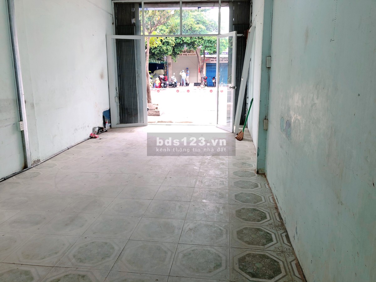 Nhà mặt tiền đường nguyễn sơn, 3,8x14, 90m2, 1Trệt + 1 Gác, 2PN.