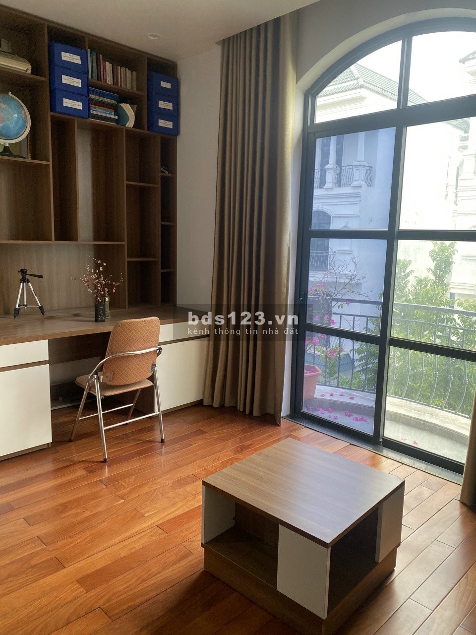 Bán căn đơn lập Vinhomes Imperia đã hoàn thiện full nội thất. Có cầu thang máy.