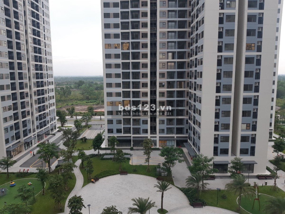 Bán gấp căn hộ 59m2 Vinhomes Grand Park, Quận 9, 2 PN+ 1 WC. Sổ chính chủ, đầy đủ tiện ích