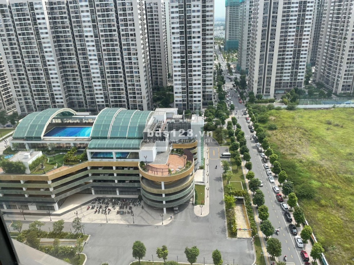Chính chủ bán căn hộ GÓC 2PN+1,2WC. GÓC giá 1,900 triệu bên Vinhomes Ocean Park LH 0974.878.790