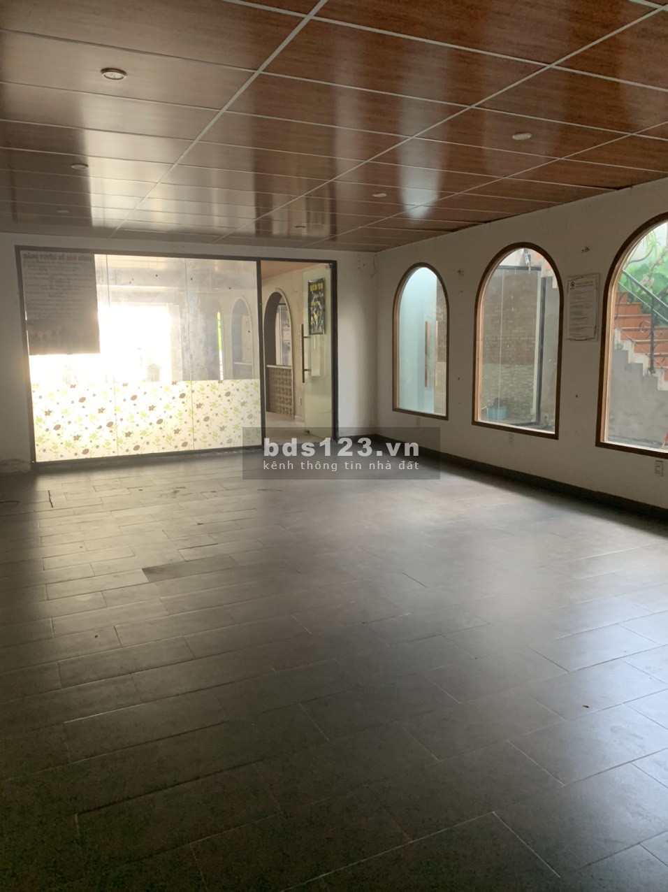 Cho thuê mặt bằng DT 600m², mặt tiền 9m Tây Thạnh
