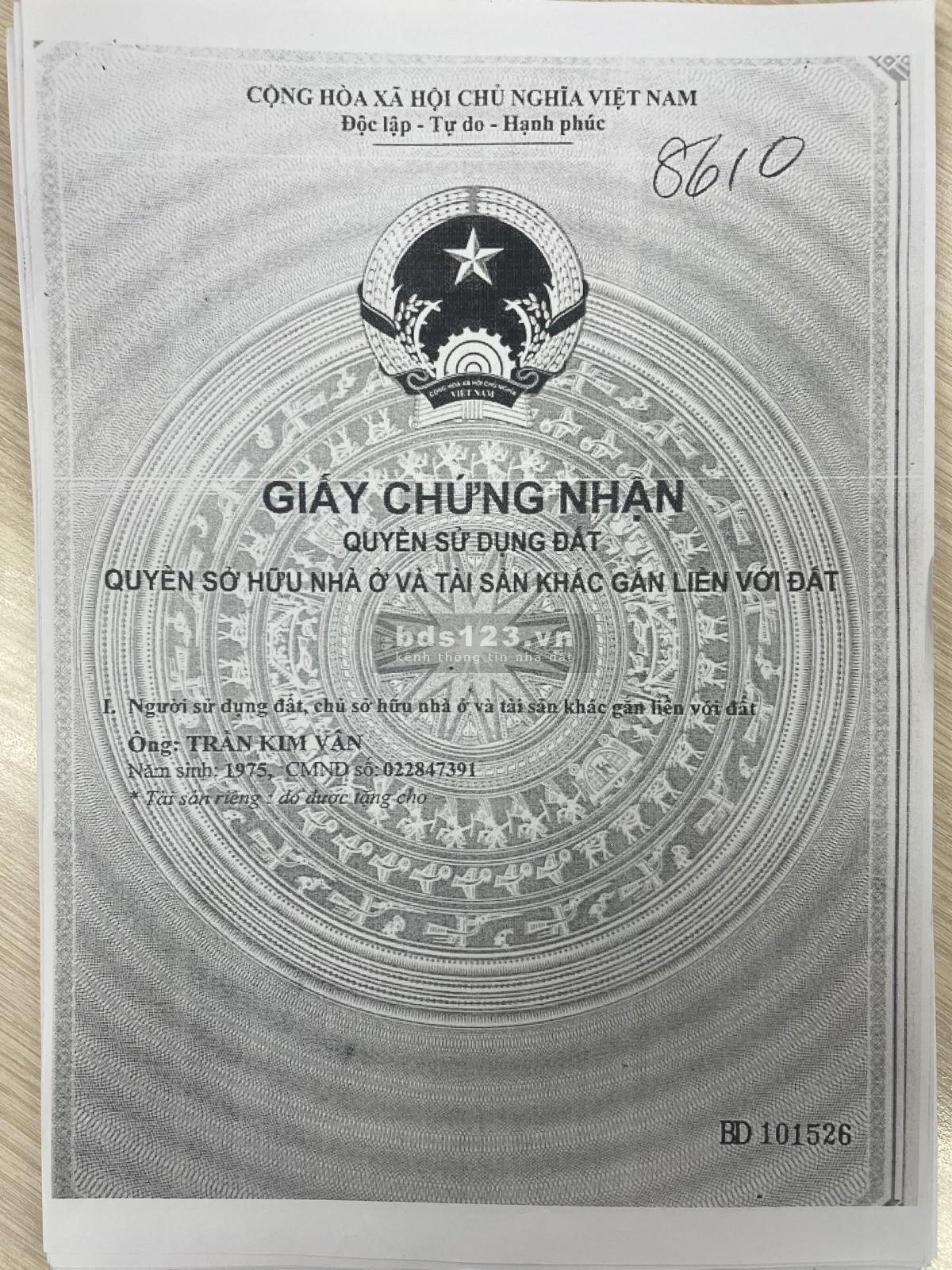 Cần bán gấp nhà nguyên căn ngay chợ