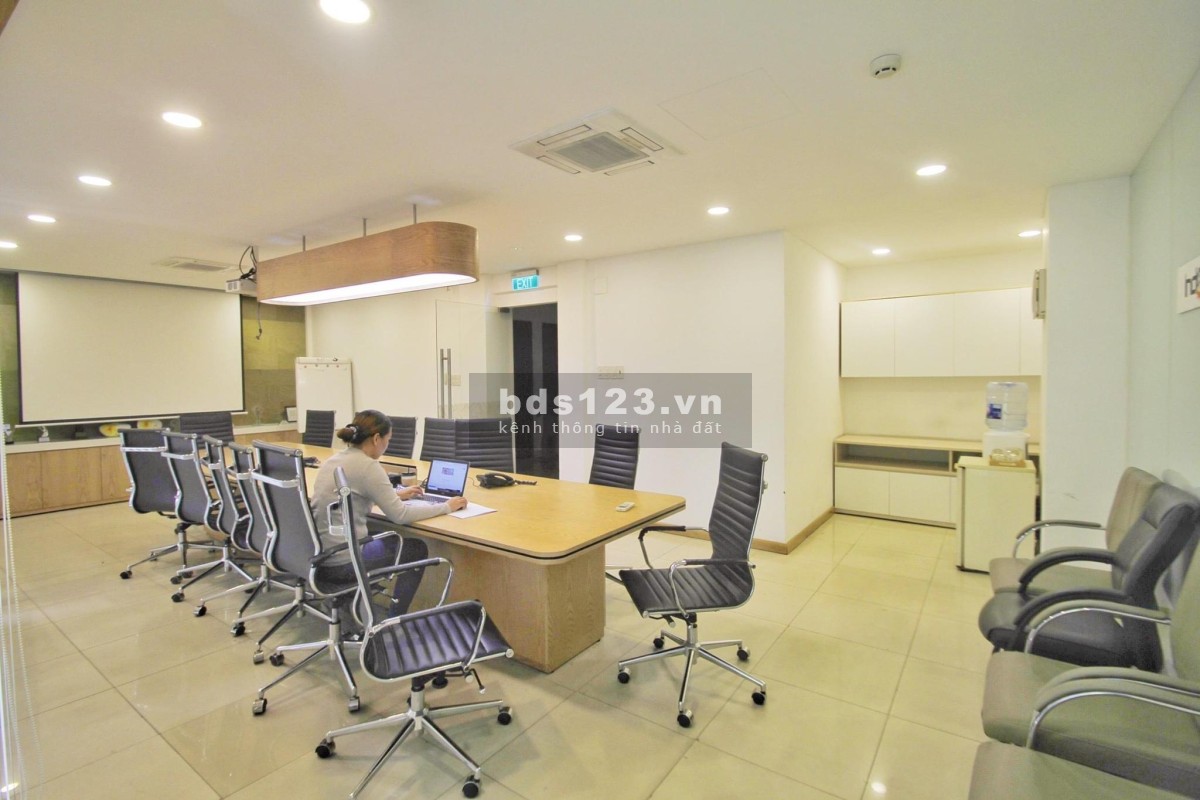Chính chủ cho thuê văn phòng hiện đại khu K300 giá tốt tại Tân Bình