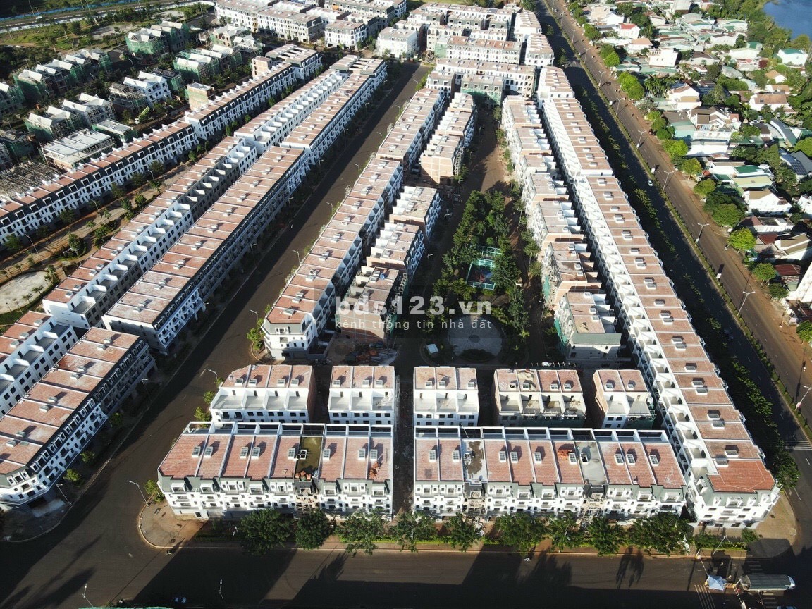 Chuyển nhượng căn hộ Shophouse Paris Ecocity BMT Giá sốc 4,9 tỷ ( Rẻ hơn 1 tỷ)