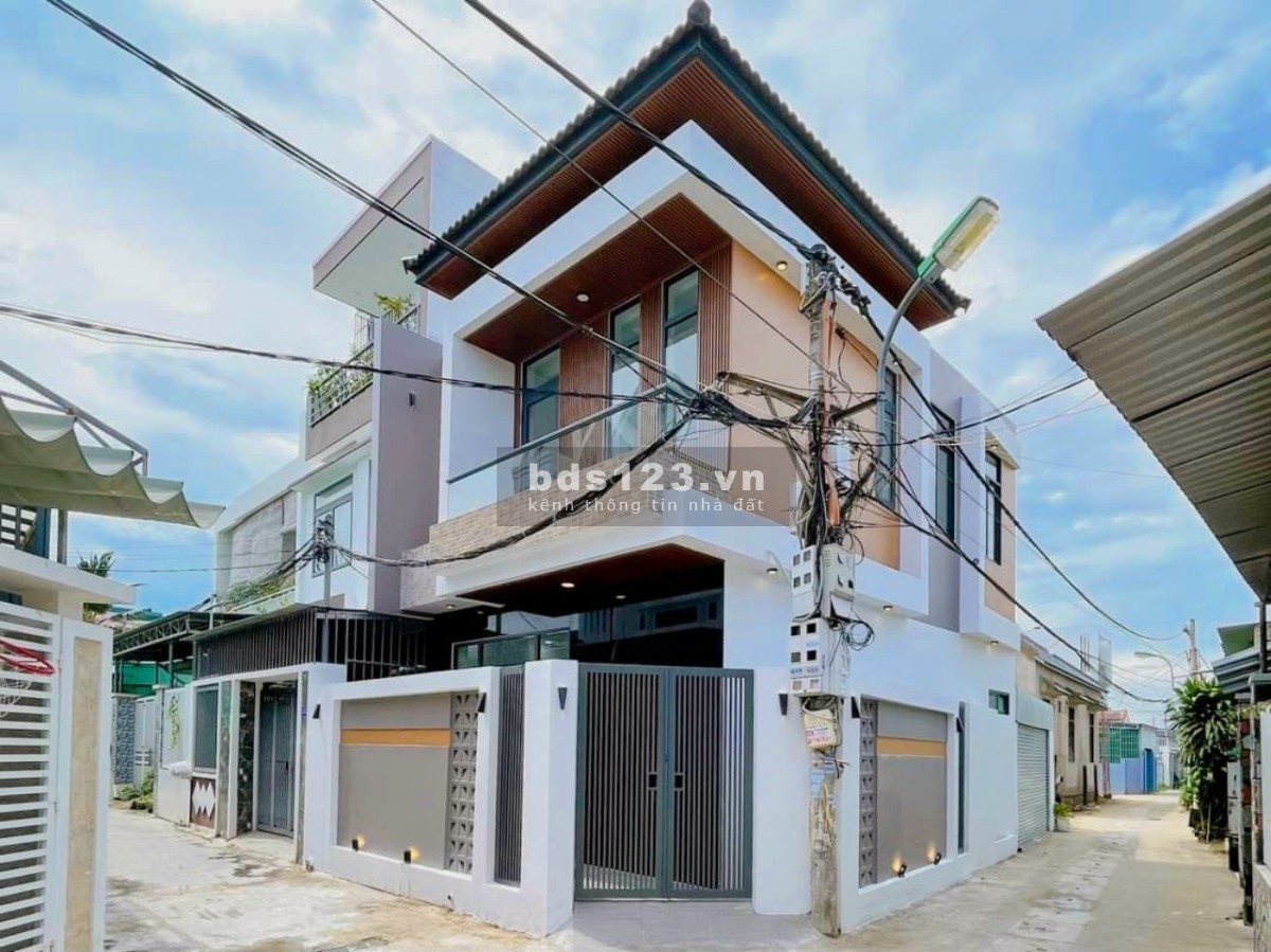 Nhà mới ngay lô Góc full nội thất - xã Vĩnh Ngọc - Nha Trang
