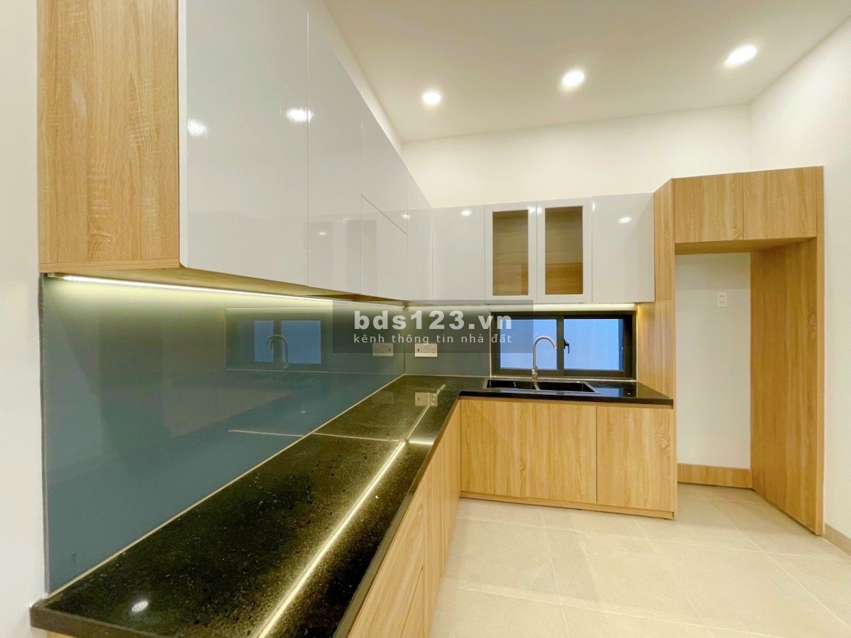 Nhà mới ngay lô Góc full nội thất - xã Vĩnh Ngọc - Nha Trang