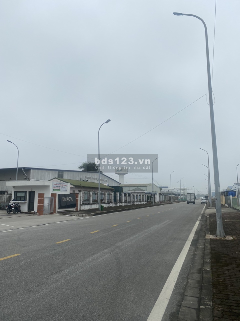 Cho thuê kho chứa hàng tiêu chuẩn DT lớn, nhỏ trong KCN Đài Tư, Long Biên, Hà Nội. LH. 0866683628