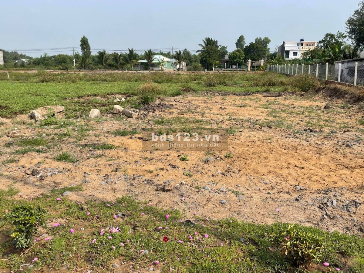 Đất SHR 185m2, ĐT 824, xã Hựu Thạnh, Đức Hoà, Long An