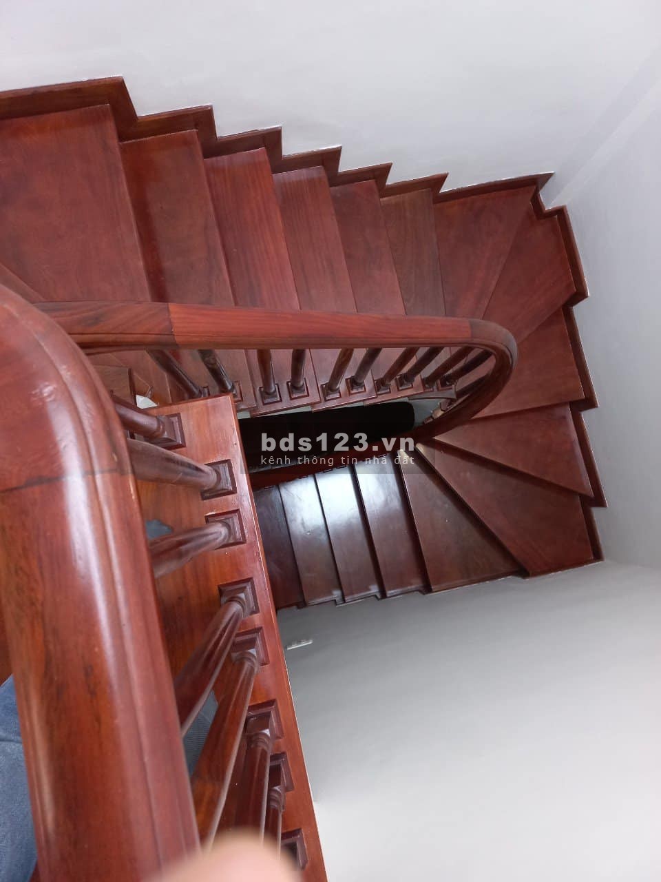 Bán nhà riêng Phố Trần Thái Tông, Cầu Giấy, Ô Tô, Ngõ Đẹp Hơn Phố, DT 50M2 5T, MT 4m, Giá Nhỉnh 6 Tỷ