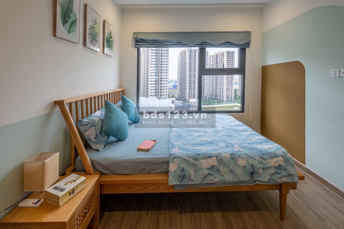 Cần bán gấp căn hộ 2pn + 1, 2wc góc, view thoáng tại Vinhomes Ocean Park, giá 1,95tỷ. LH: 0974878742