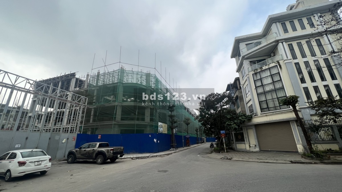 Bán gấp căn LK Kinh Doanh 93m2 KĐT mới Hạ Đình. Giá rẻ 23,5Tỷ