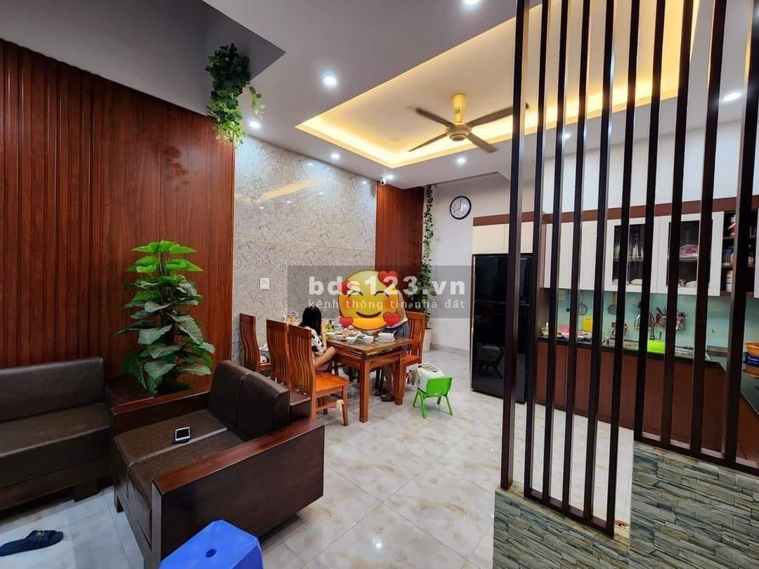 Chào bán nhà Kiến Hưng, phân lô vỉa hè, oto tránh, khu dân trí cao