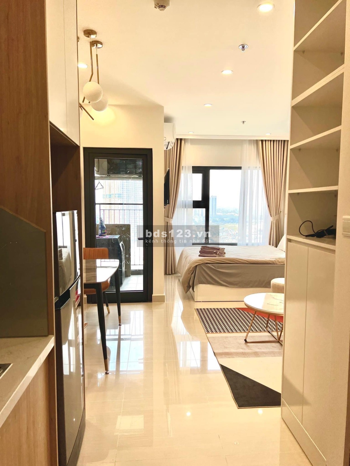 Vinhomes Smart City Bán Studio 1,95tỷ bao phí và 1PN+1, 43m 2,66 tỷ bao phí - Nội thất đẹp về ở ngay
